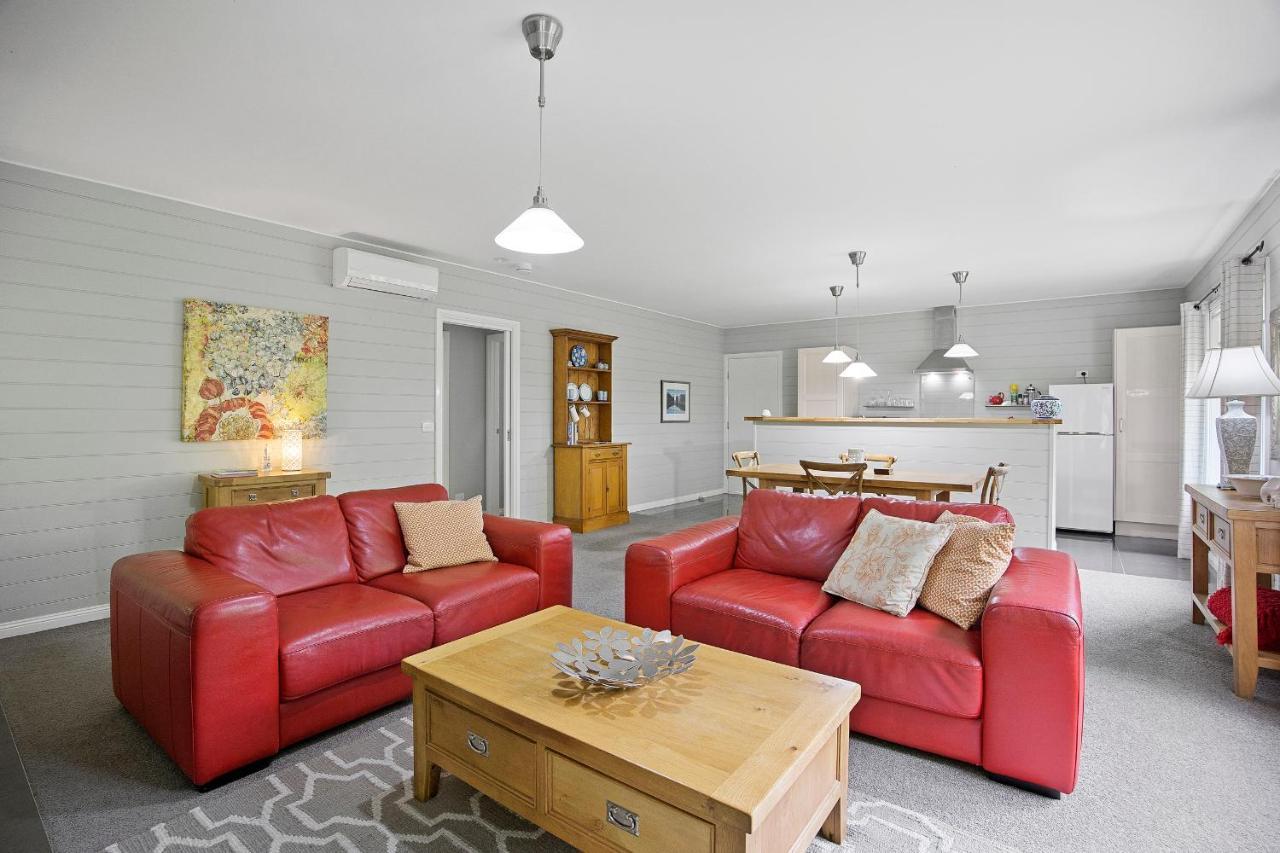 Amelina Cottages Marysville Bagian luar foto